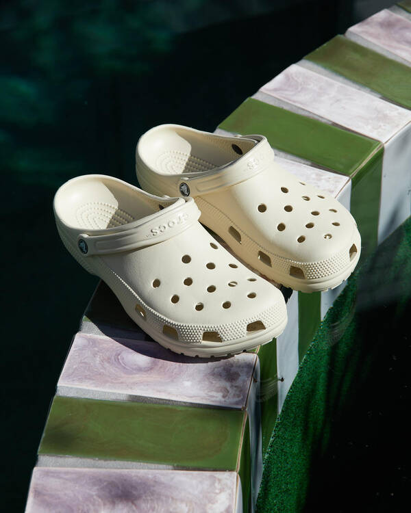 Crocs Classic Clogs for Unisex